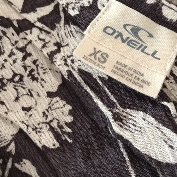 O’Neill Romper - Picture 5 of 6